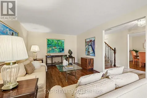 105 Country Club Drive Ottawa ON K1V 0B4