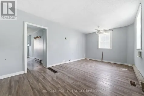 42 Bonnechere Street South Renfrew ON K7V 1Z1