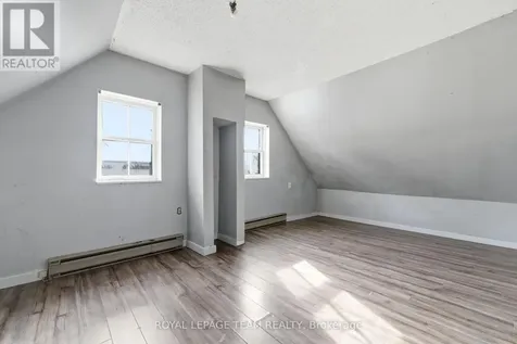 42 Bonnechere Street South Renfrew ON K7V 1Z1