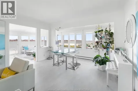 4182 Riverside Drive East Windsor ON N8Y 1B5
