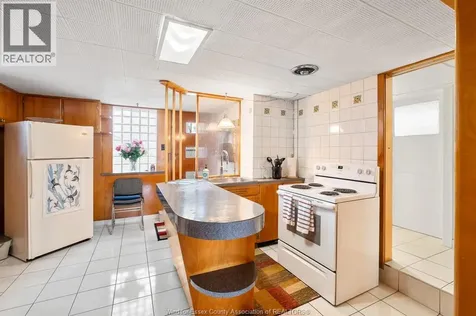 4182 Riverside Drive East Windsor ON N8Y 1B5