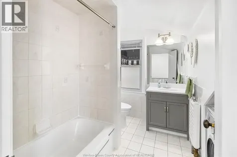 4182 Riverside Drive East Windsor ON N8Y 1B5