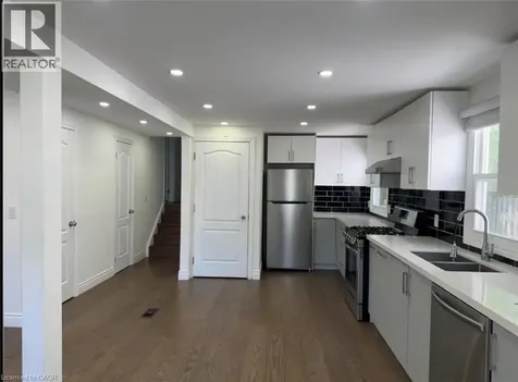 28 Timberlane Crescent Kitchener ON N2N 1S9
