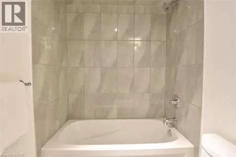 16 Markle Crescent Ancaster ON L9G 0H4