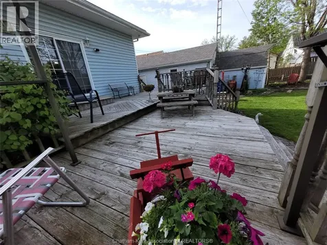407 Albert Street Wallaceburg ON N8A 1Y3