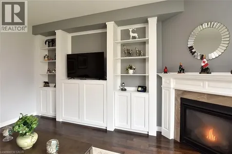 111 Festival Way Binbrook ON L0R 1C0