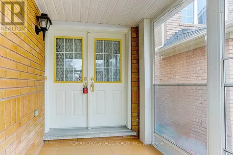 4 Lancelot Lane Markham (berczy) ON L6C 2G4
