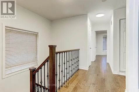 4 Lancelot Lane Markham (berczy) ON L6C 2G4