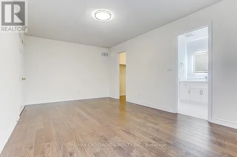 4 Lancelot Lane Markham (berczy) ON L6C 2G4