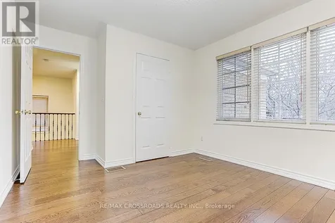4 Lancelot Lane Markham (berczy) ON L6C 2G4