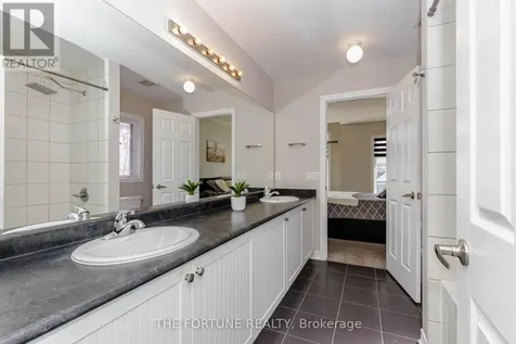 181 Johnson Drive Shelburne ON L9V 3V7