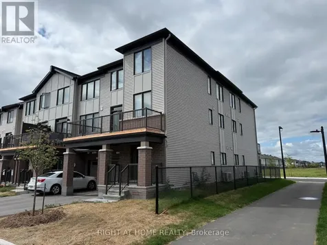 42 Stitch Mews Ottawa ON K0A 2Z0