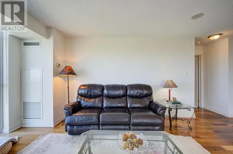 9 George Street North Brampton (downtown Brampton) ON L6X 0T6