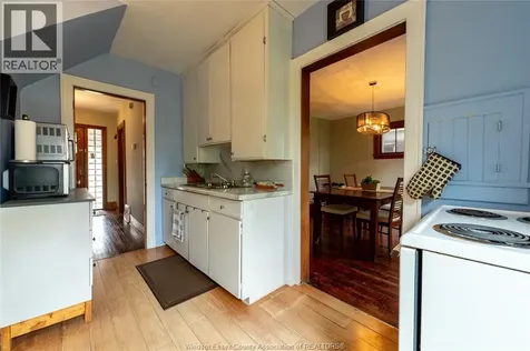 1366 Dufferin Place Windsor ON N8X 3K1