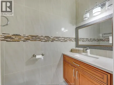 31 Heathview Trail Leamington ON N8H 0C5