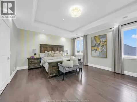 31 Heathview Trail Leamington ON N8H 0C5