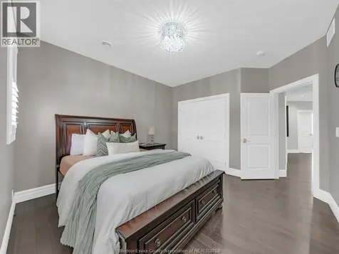 31 Heathview Trail Leamington ON N8H 0C5
