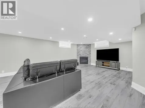 31 Heathview Trail Leamington ON N8H 0C5