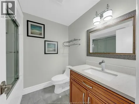 31 Heathview Trail Leamington ON N8H 0C5