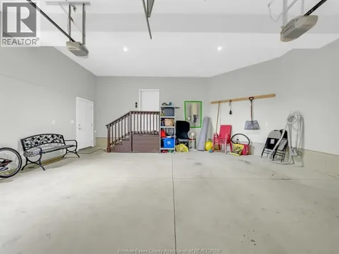 31 Heathview Trail Leamington ON N8H 0C5