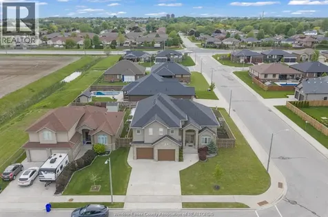 31 Heathview Trail Leamington ON N8H 0C5