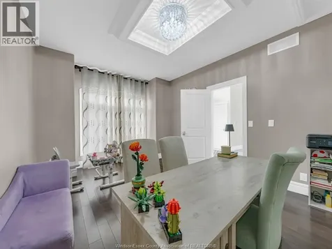 31 Heathview Trail Leamington ON N8H 0C5