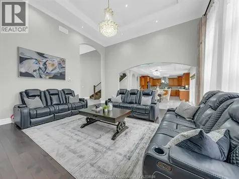 31 Heathview Trail Leamington ON N8H 0C5