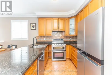 28 Donherb Crescent Caledon ON L7C 1E4