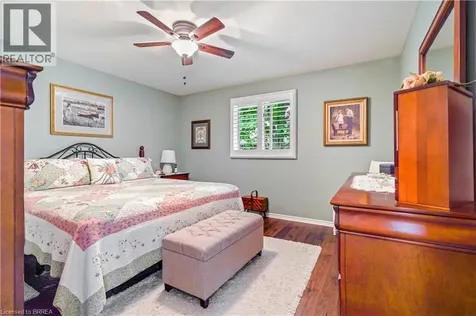 24 Griffiths Drive Paris ON N3L 4C5