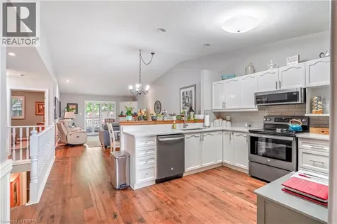 24 Griffiths Drive Paris ON N3L 4C5
