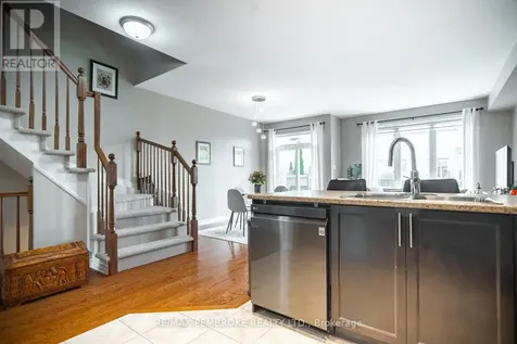 15 Mcnamara Street Petawawa ON K8H 0C4