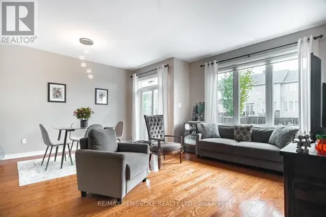 15 Mcnamara Street Petawawa ON K8H 0C4