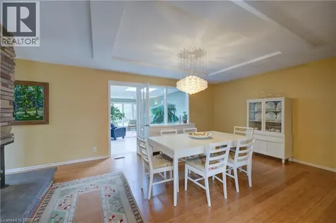 9 Summerhayes Crescent Brantford ON N3R 5H9