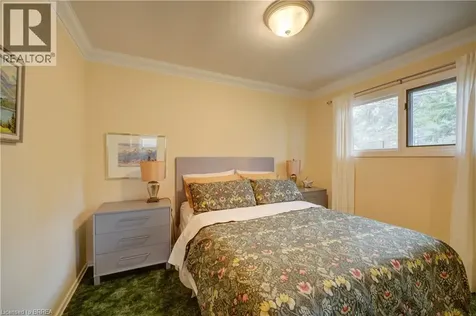 9 Summerhayes Crescent Brantford ON N3R 5H9