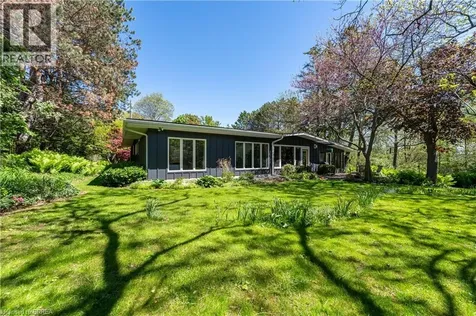 9 Summerhayes Crescent Brantford ON N3R 5H9