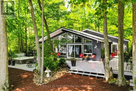 7004 Island 70 Trent Lakes ON K0L 1T0