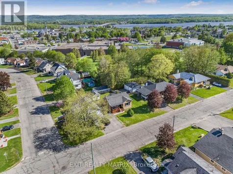 589 Lafleche Road Hawkesbury ON K6A 1N3