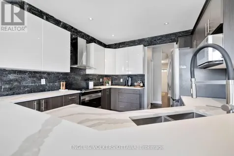 425 Cooks Mill Crescent Ottawa ON K1V 2M9