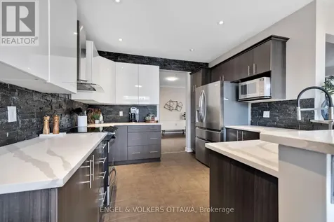 425 Cooks Mill Crescent Ottawa ON K1V 2M9