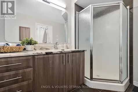 425 Cooks Mill Crescent Ottawa ON K1V 2M9