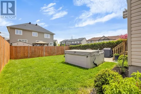 425 Cooks Mill Crescent Ottawa ON K1V 2M9