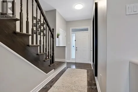 425 Cooks Mill Crescent Ottawa ON K1V 2M9