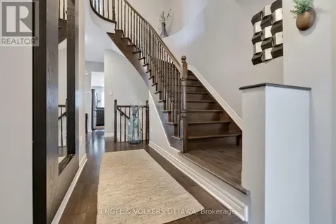 425 Cooks Mill Crescent Ottawa ON K1V 2M9