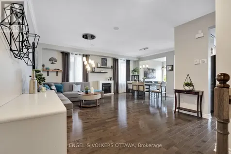 425 Cooks Mill Crescent Ottawa ON K1V 2M9