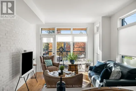 1127 North River Road Ottawa ON K1K 3W4