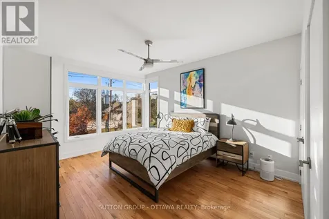 1127 North River Road Ottawa ON K1K 3W4