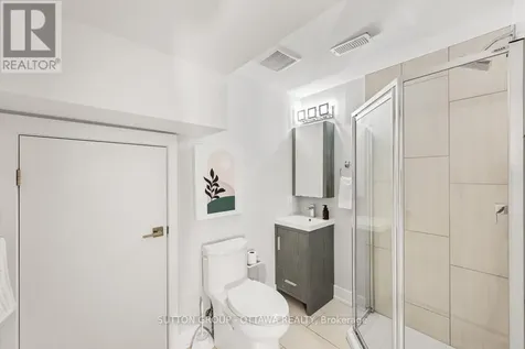 1127 North River Road Ottawa ON K1K 3W4