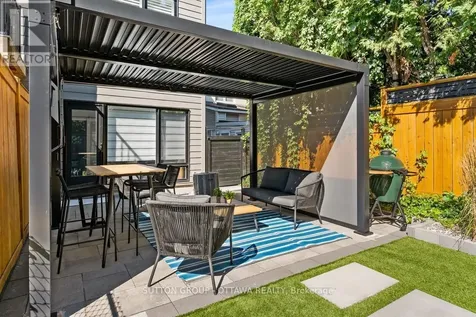 1127 North River Road Ottawa ON K1K 3W4