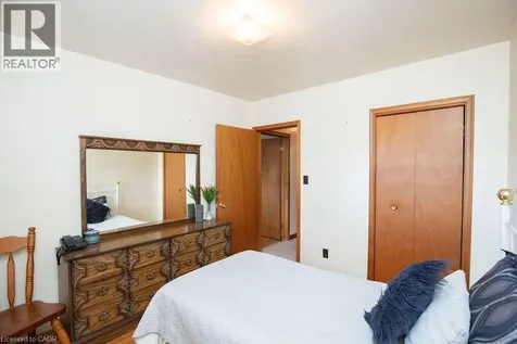 313 Barton Street West Hamilton ON L8R 2J3