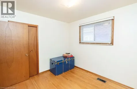 313 Barton Street West Hamilton ON L8R 2J3